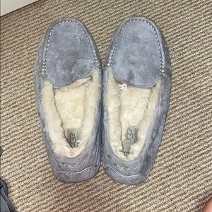 Ugg house slippers